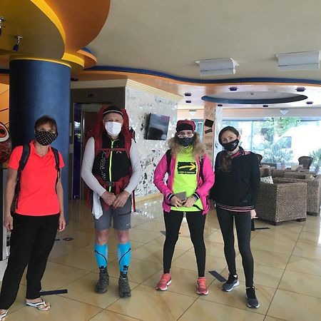 קאטוליקה Hotel Senior מראה חיצוני תמונה