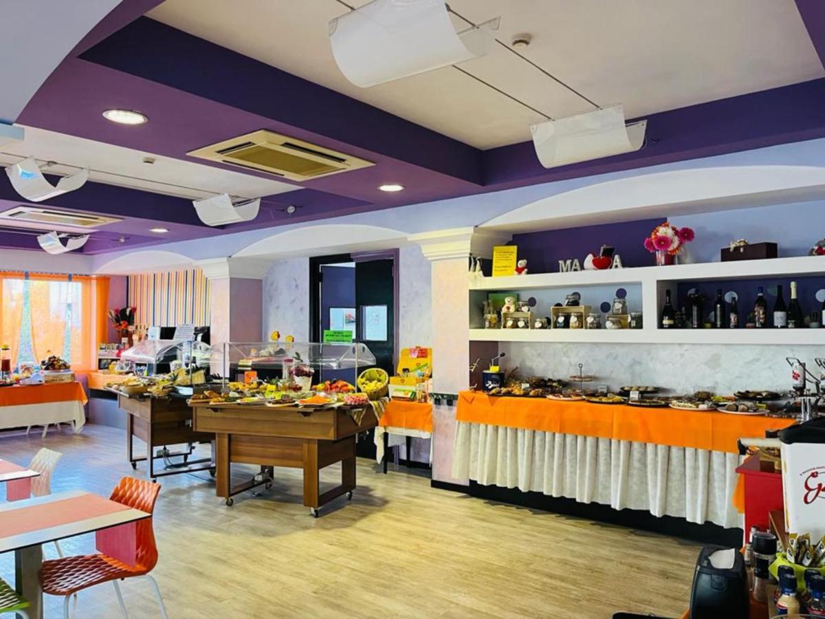 קאטוליקה Hotel Senior מראה חיצוני תמונה
