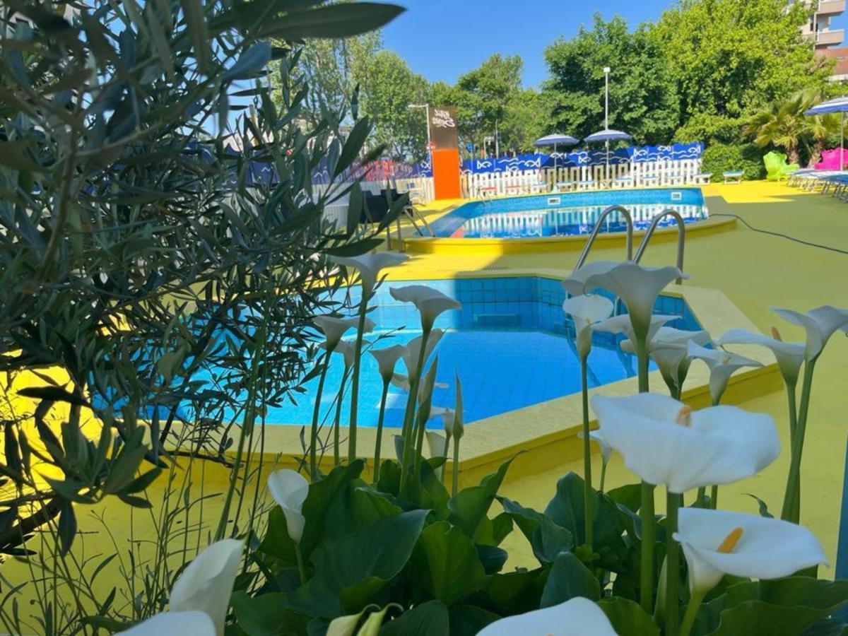 קאטוליקה Hotel Senior מראה חיצוני תמונה